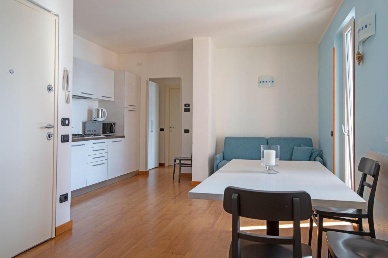 غْرافيدونا Residence Cafelicita - Promotion - Apartments Lake View - Infinity Pool - Jacuzzi المظهر الخارجي الصورة